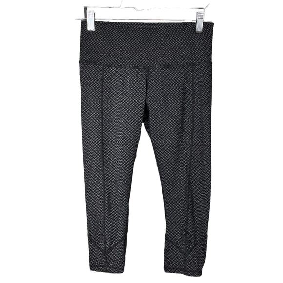 PrAna High Rise Geometric Workout Capri Leggings S - Picture 1 of 6